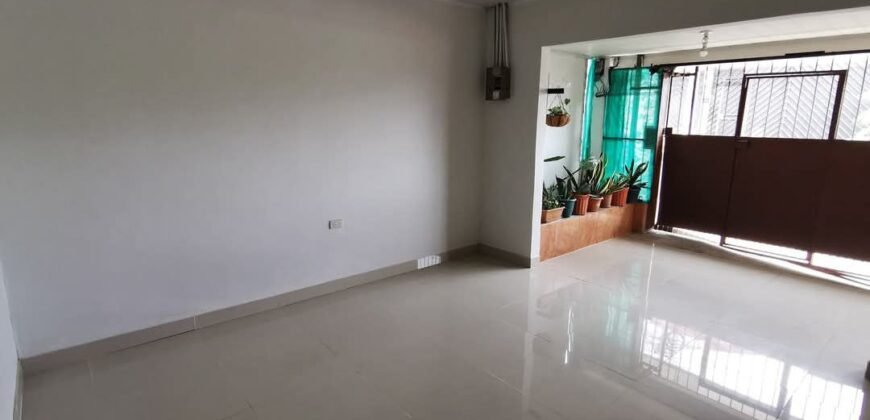 Se Vende Casa Con Apartamentos En  Urbanización Baviera, Alajuela Centro