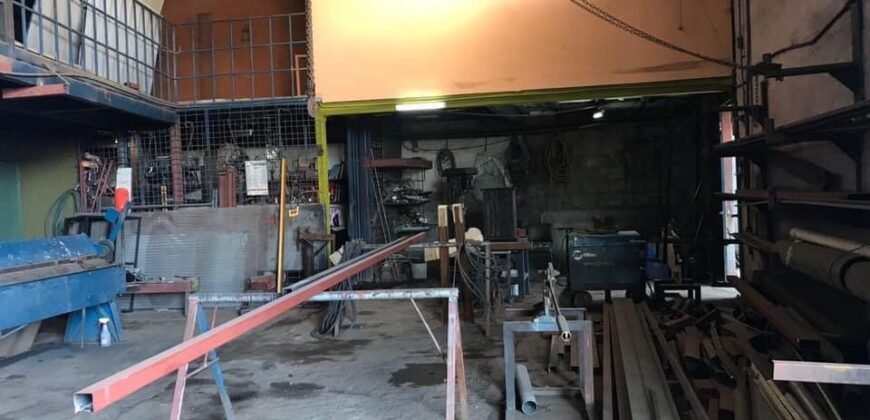Se vende propiedad como taller de Soldadura o local comercial