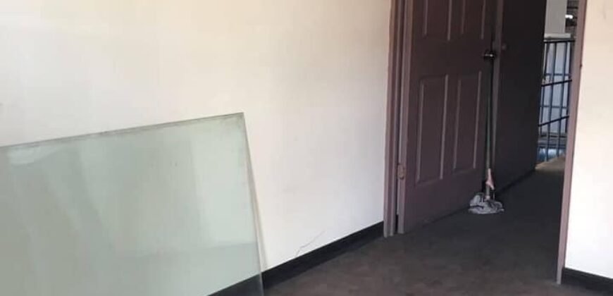 Se vende propiedad como taller de Soldadura o local comercial