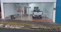 Se vende Casa En Esquipulas en Palmares de Alajuela.