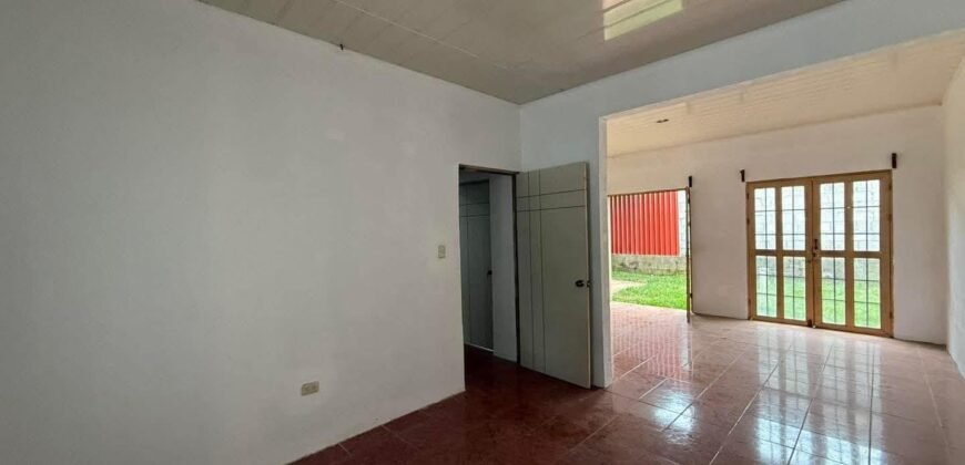Se vende Casa En Esquipulas en Palmares de Alajuela.