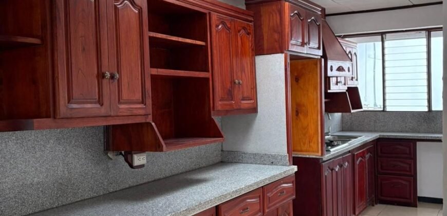 Se Vende Linda Casa en Alajuela Residencial Sol Casa