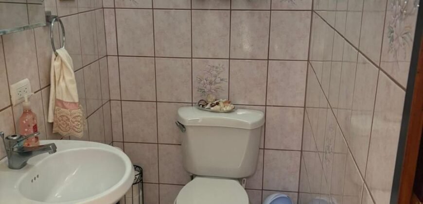 Se Vende Casa en Santa Bárbara, Heredia.