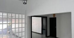 Se Vende Linda Casa en Pueblo Nuevo de Alajuela.