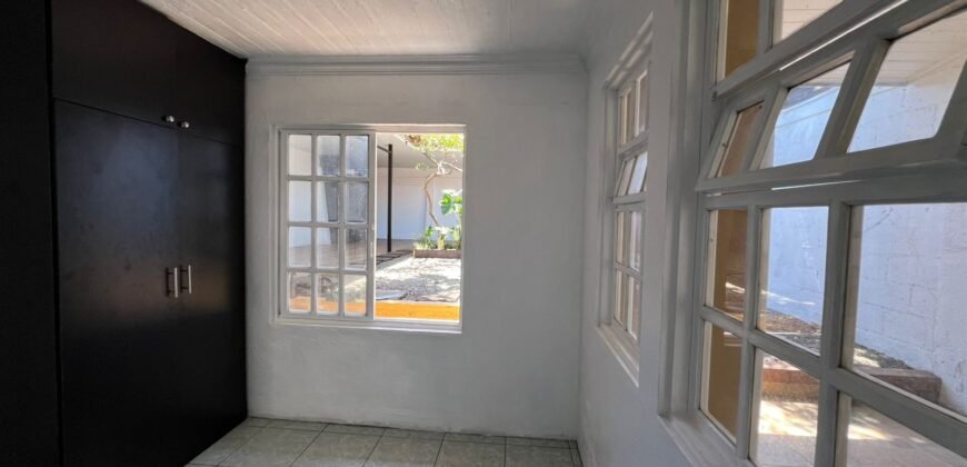 Se Vende Linda Casa en Pueblo Nuevo de Alajuela.