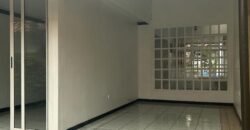 Se Vende Linda Casa en Pueblo Nuevo de Alajuela.