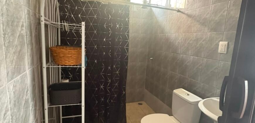 Se Vende Propiedad con 2 apartamentos para remodelar.  San Pedro de Barva, Heredia