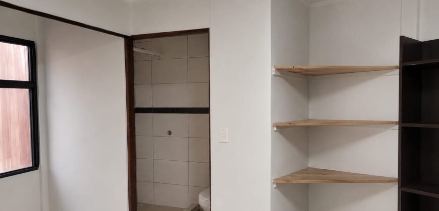 Casa en Venta en Sabana Redonda, Alajuela.