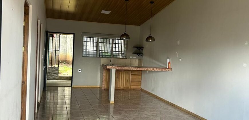 ¡Se vende casa en Pueblo Nuevo, Alajuela!