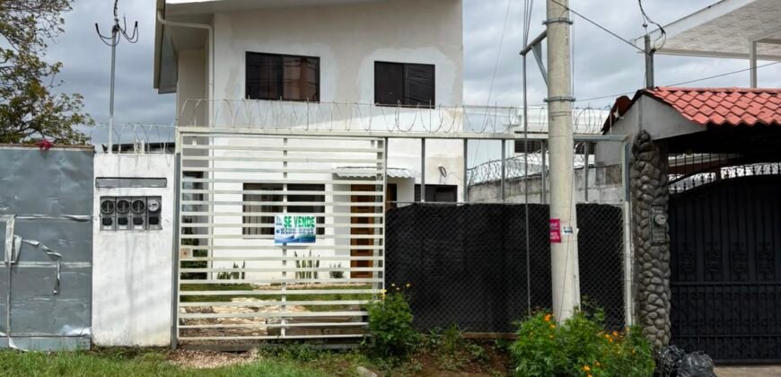 Se Vende Propiedad con 2 apartamentos para remodelar.  San Pedro de Barva, Heredia