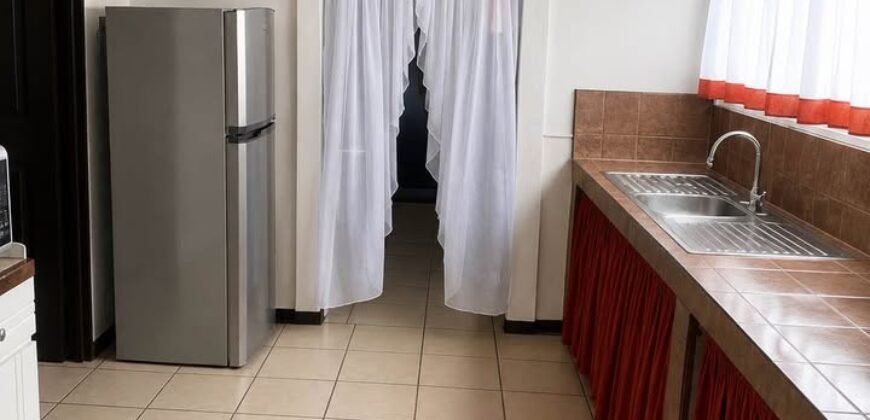 Se Vende casa en Sabana Redonda, Alajuela.
