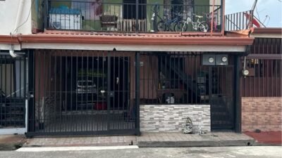 SE VENDE CASA CON APARTAMENTO  EN VILLA BONITA, ALAJUELA