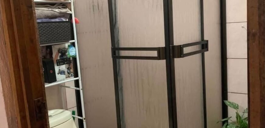 SE VENDE CASA CON APARTAMENTO  EN VILLA BONITA, ALAJUELA