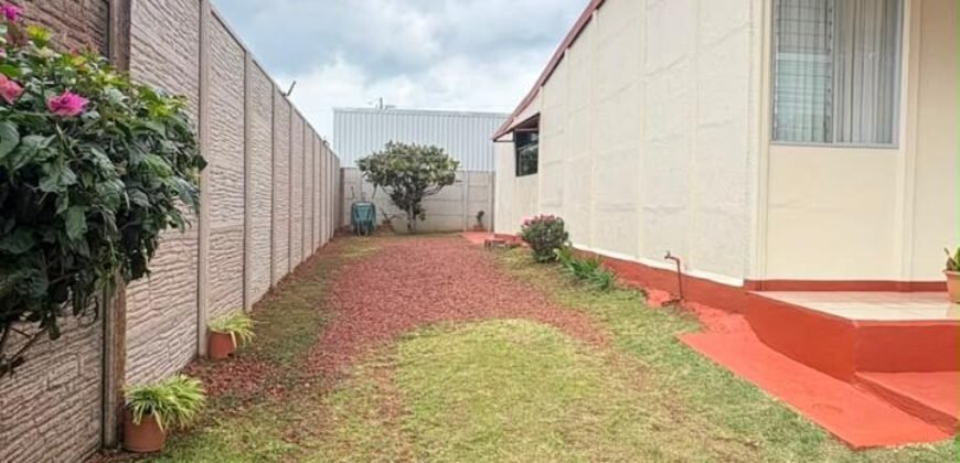 Se Vende casa en Sabana Redonda, Alajuela.